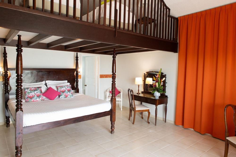 Hotel Fregate Bleue Le Francois Ngoại thất bức ảnh